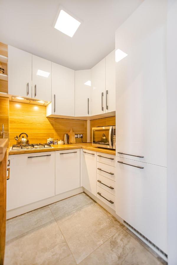 Charming Apt Next To Lazienki Park And City Center Варшава Екстер'єр фото
